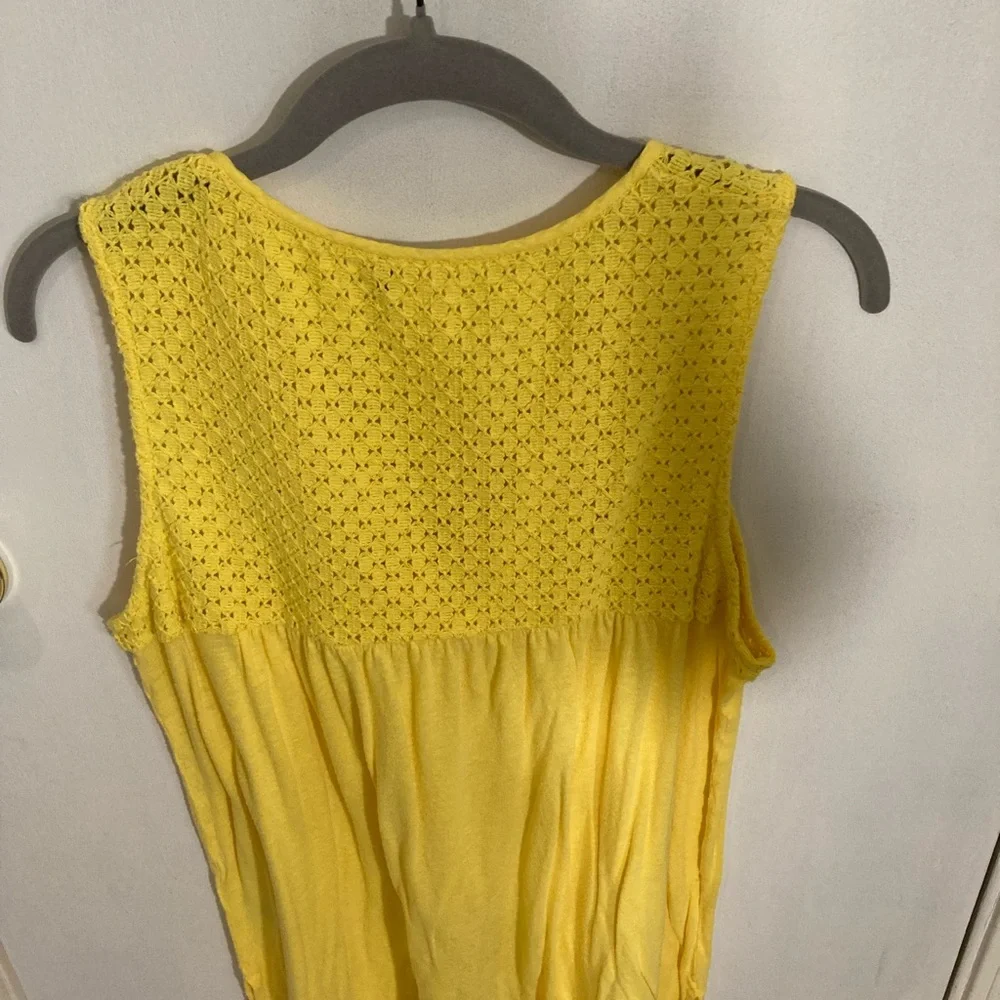 Akemi & Kin Crochet trim top - Picture 3 of 6